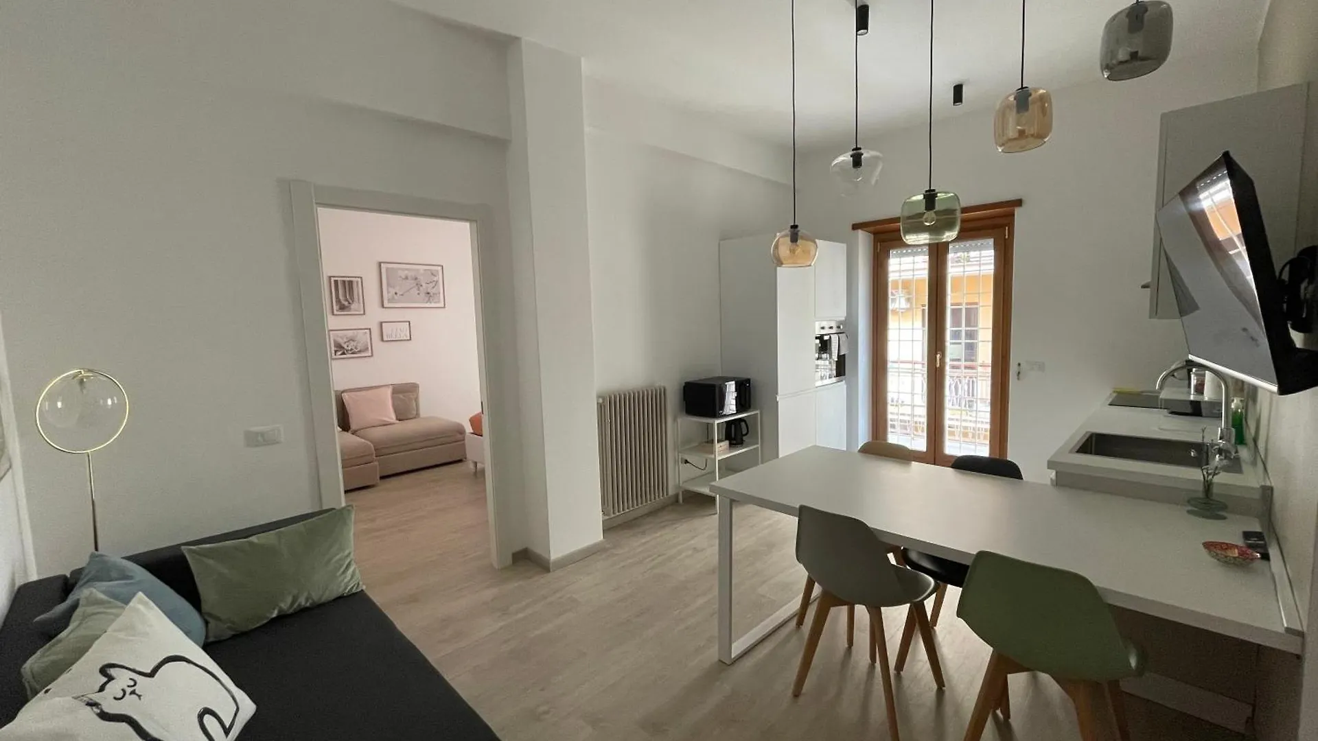 Cozy Home Close To The City Center Rome